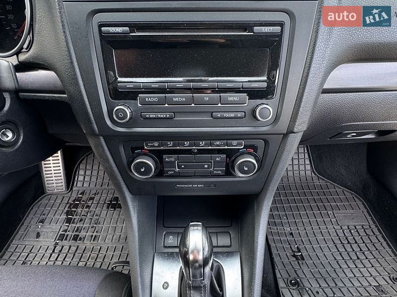 Фото Volkswagen Golf з оголошення AUTO.RIA
