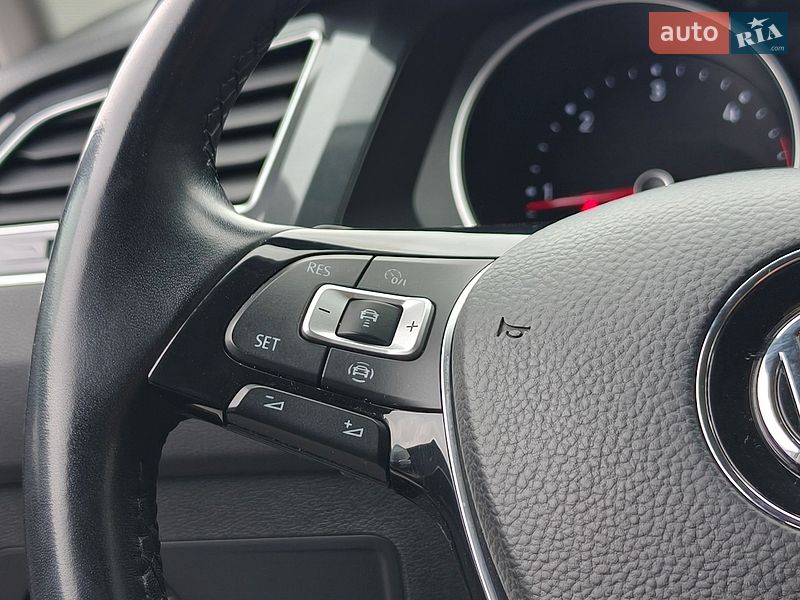 Фото Volkswagen Tiguan з оголошення AUTO.RIA