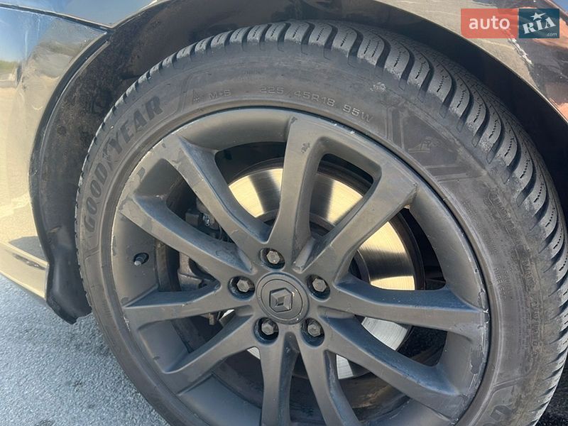 Фото Renault Laguna з оголошення AUTO.RIA