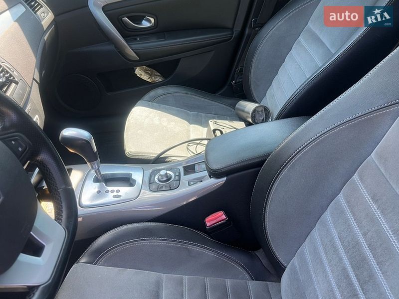 Фото Renault Laguna з оголошення AUTO.RIA