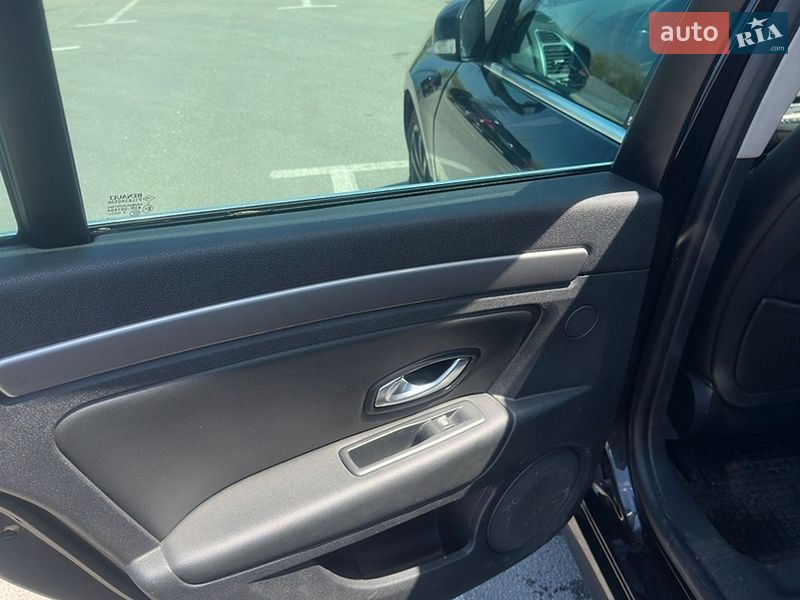 Фото Renault Laguna з оголошення AUTO.RIA