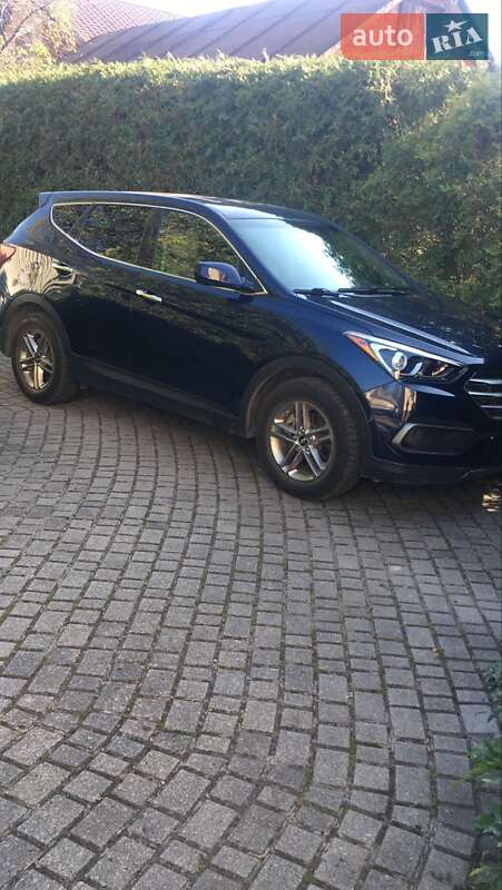 Фото Hyundai Santa FE з оголошення AUTO.RIA