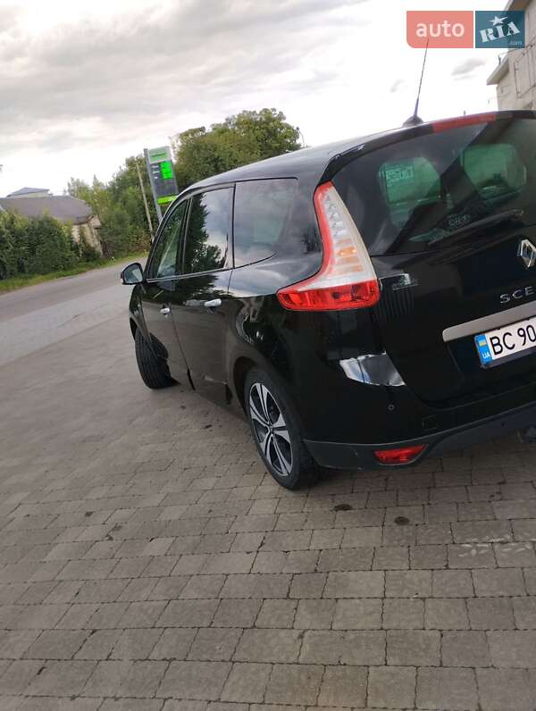 Фото Renault Grand Scenic з оголошення AUTO.RIA