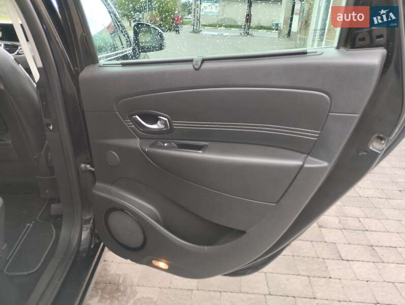 Фото Renault Grand Scenic з оголошення AUTO.RIA