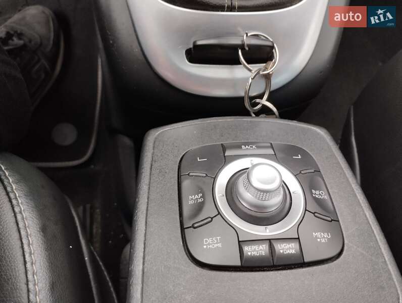 Фото Renault Grand Scenic з оголошення AUTO.RIA