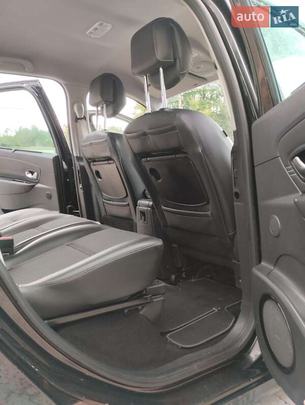 Фото Renault Grand Scenic з оголошення AUTO.RIA