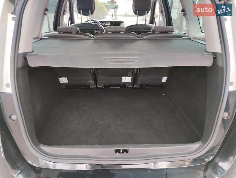 Фото Renault Grand Scenic з оголошення AUTO.RIA