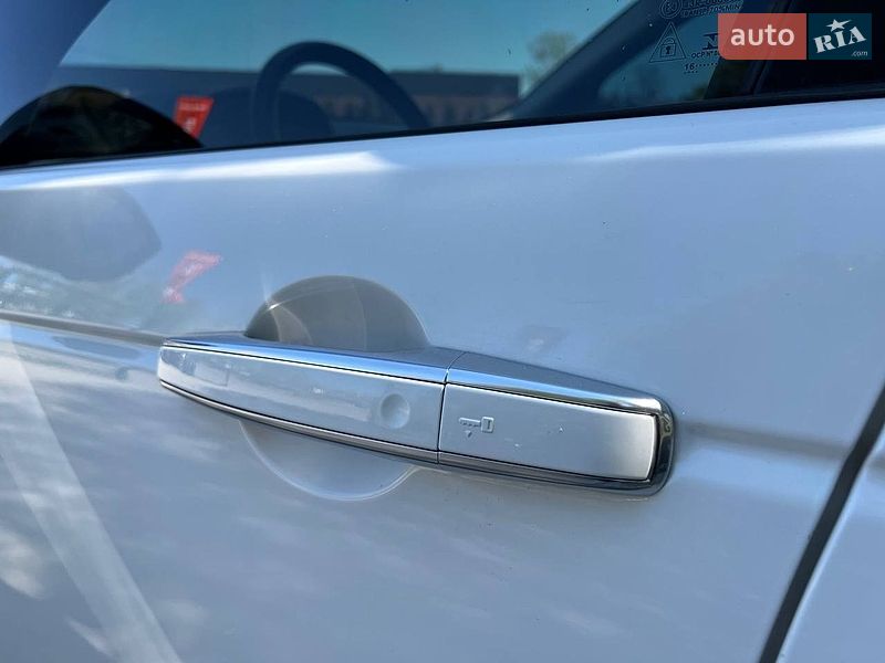 Фото Land Rover Discovery Sport з оголошення AUTO.RIA