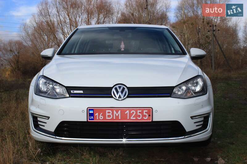 Фото Volkswagen e-Golf з оголошення AUTO.RIA