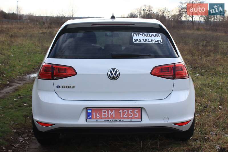 Фото Volkswagen e-Golf з оголошення AUTO.RIA