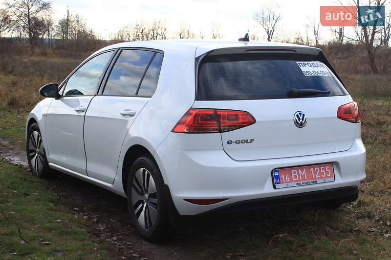 Фото Volkswagen e-Golf з оголошення AUTO.RIA