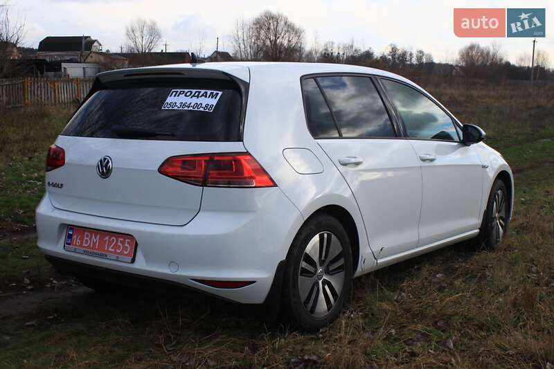 Фото Volkswagen e-Golf з оголошення AUTO.RIA