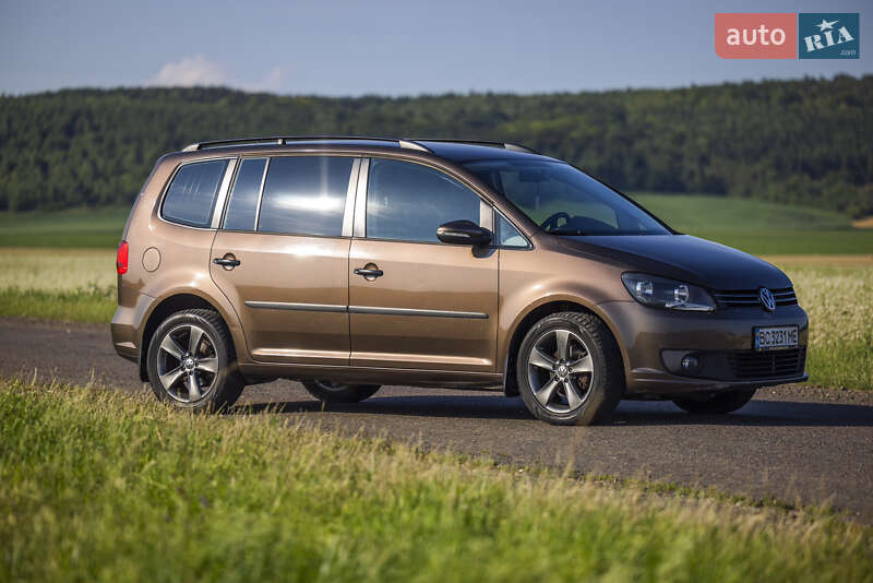 Фото Volkswagen Touran з оголошення AUTO.RIA