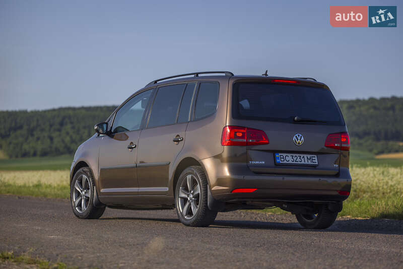 Фото Volkswagen Touran з оголошення AUTO.RIA