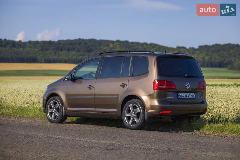 Фото Volkswagen Touran з оголошення AUTO.RIA