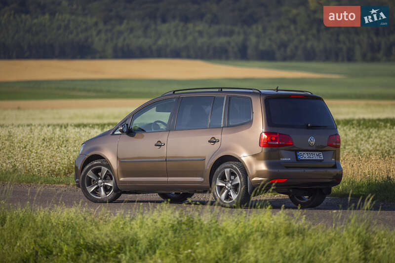 Фото Volkswagen Touran з оголошення AUTO.RIA