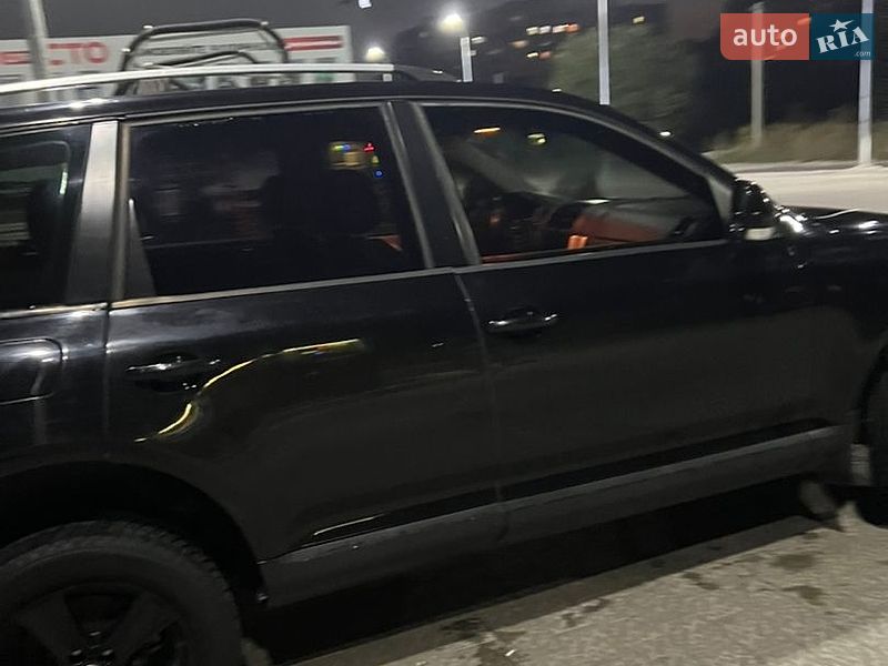 Фото Volkswagen Touareg з оголошення AUTO.RIA