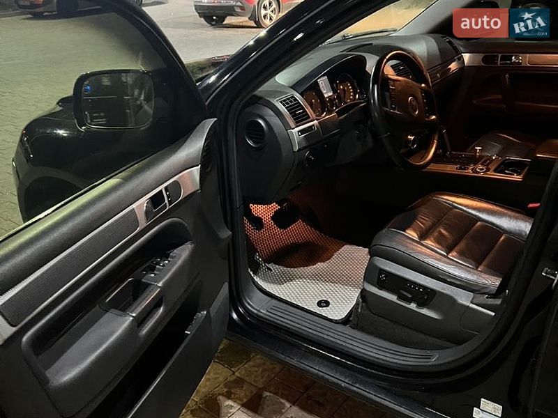 Фото Volkswagen Touareg з оголошення AUTO.RIA