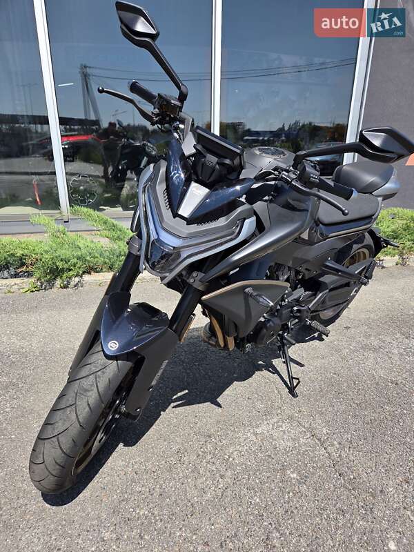 Фото CFMOTO 800NK з оголошення AUTO.RIA