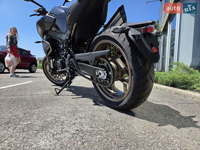 Фото CFMOTO 800NK з оголошення AUTO.RIA
