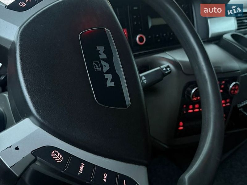 Фото MAN TGX з оголошення AUTO.RIA