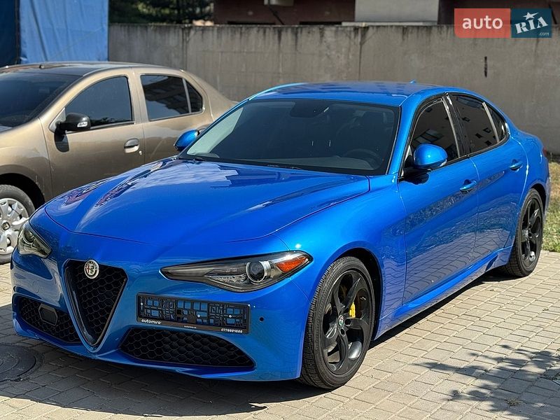 Фото Alfa Romeo Giulia з оголошення AUTO.RIA