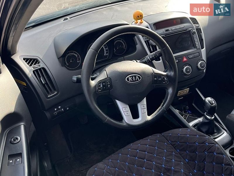 Фото Kia Ceed з оголошення AUTO.RIA