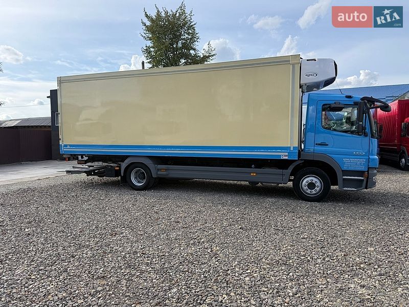 Фото Mercedes-Benz Atego з оголошення AUTO.RIA