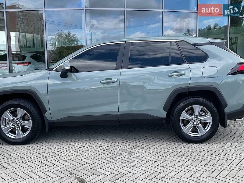 Фото Toyota RAV4 з оголошення AUTO.RIA