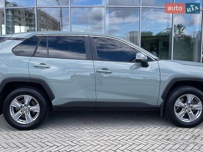 Фото Toyota RAV4 з оголошення AUTO.RIA