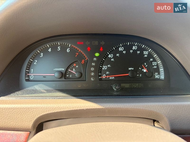 Фото Toyota Camry з оголошення AUTO.RIA