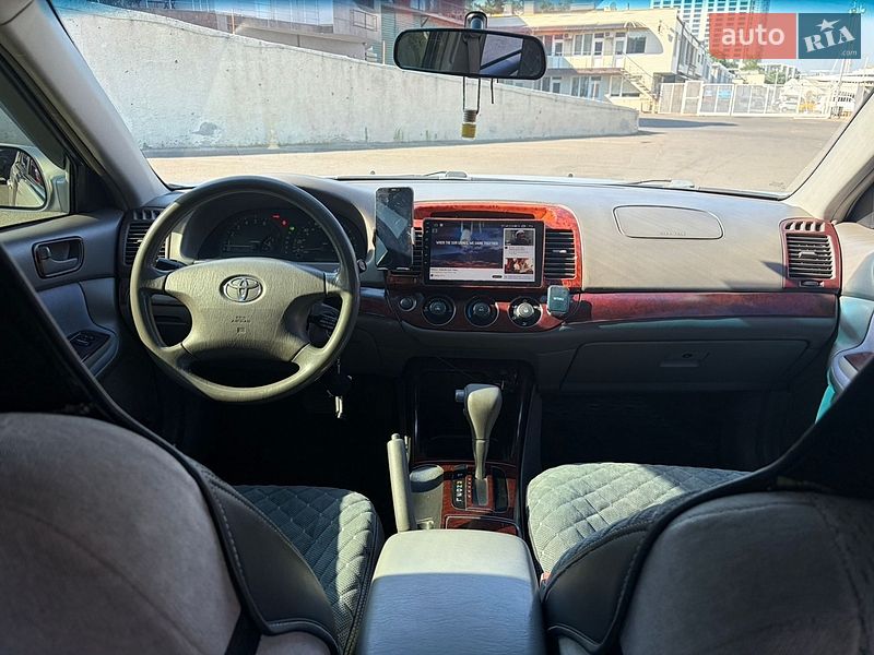 Фото Toyota Camry з оголошення AUTO.RIA