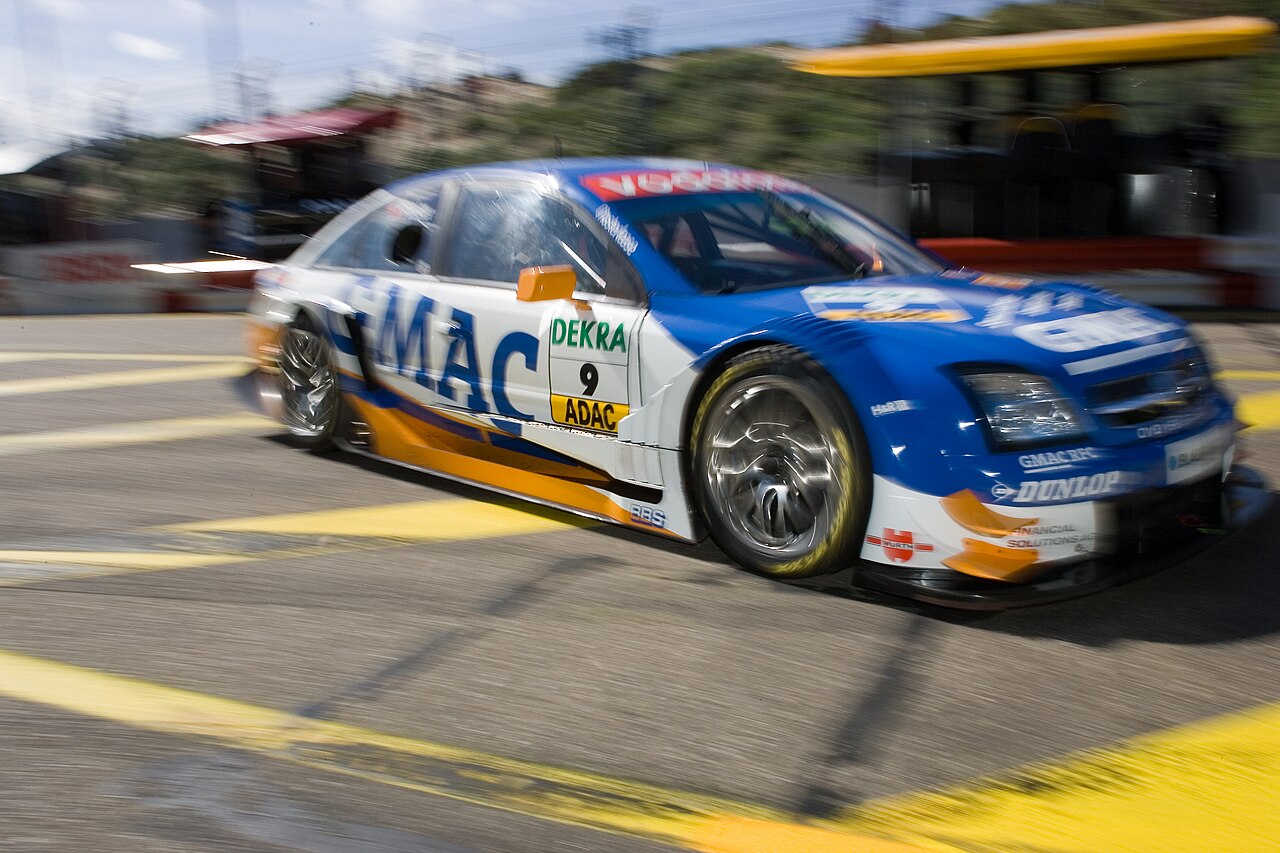 Фото OPEL VECTRA 2005