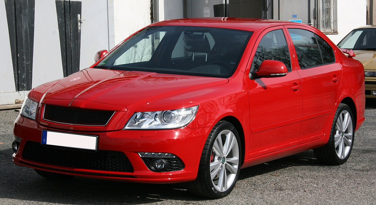 Фото SKODA OCTAVIA 2011