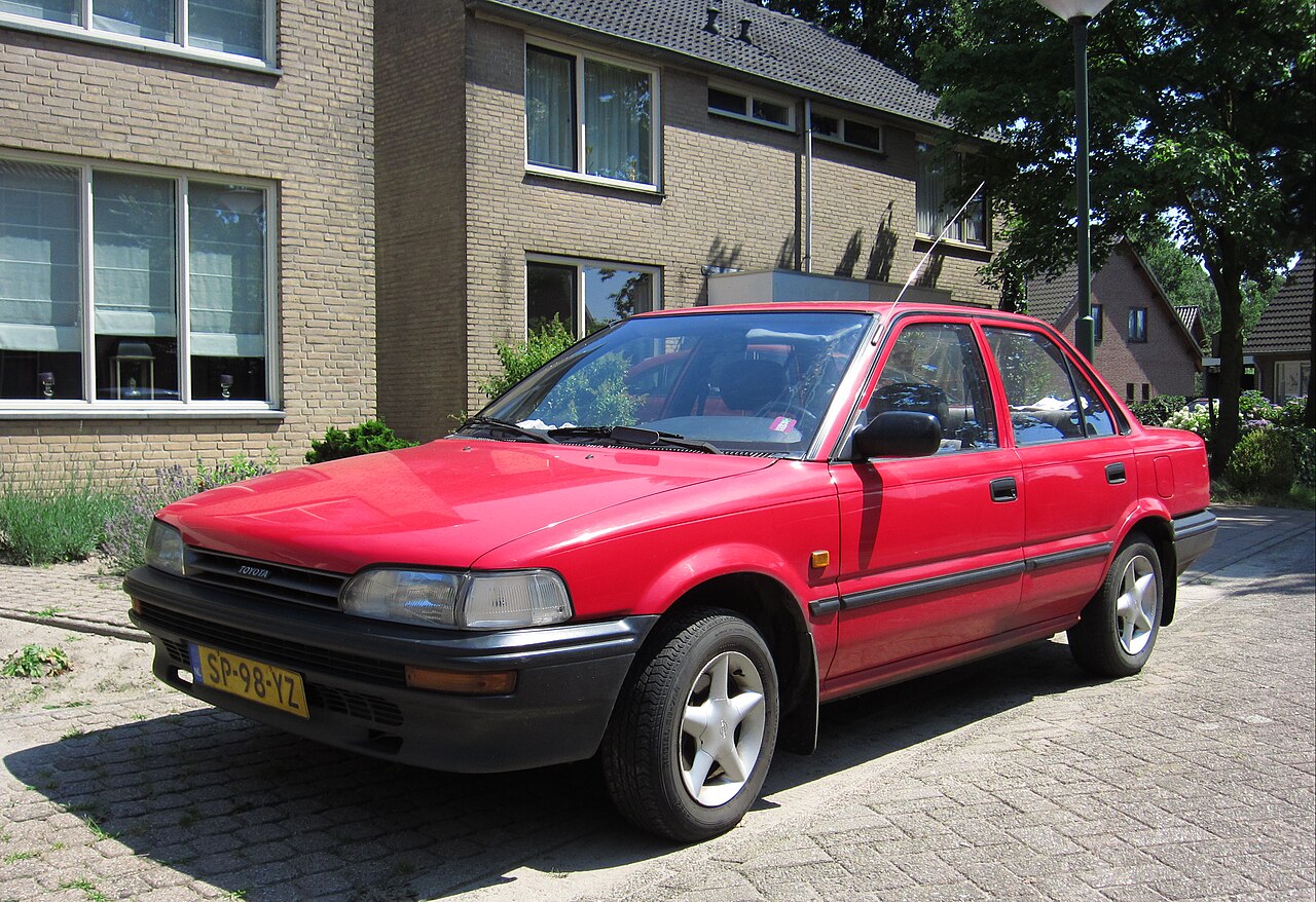 Фото TOYOTA COROLLA 1987