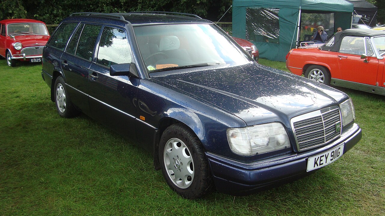 Фото MERCEDES-BENZ E 200 1995