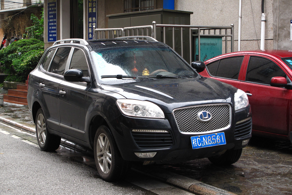 Фото HYUNDAI SANTA FE 2003