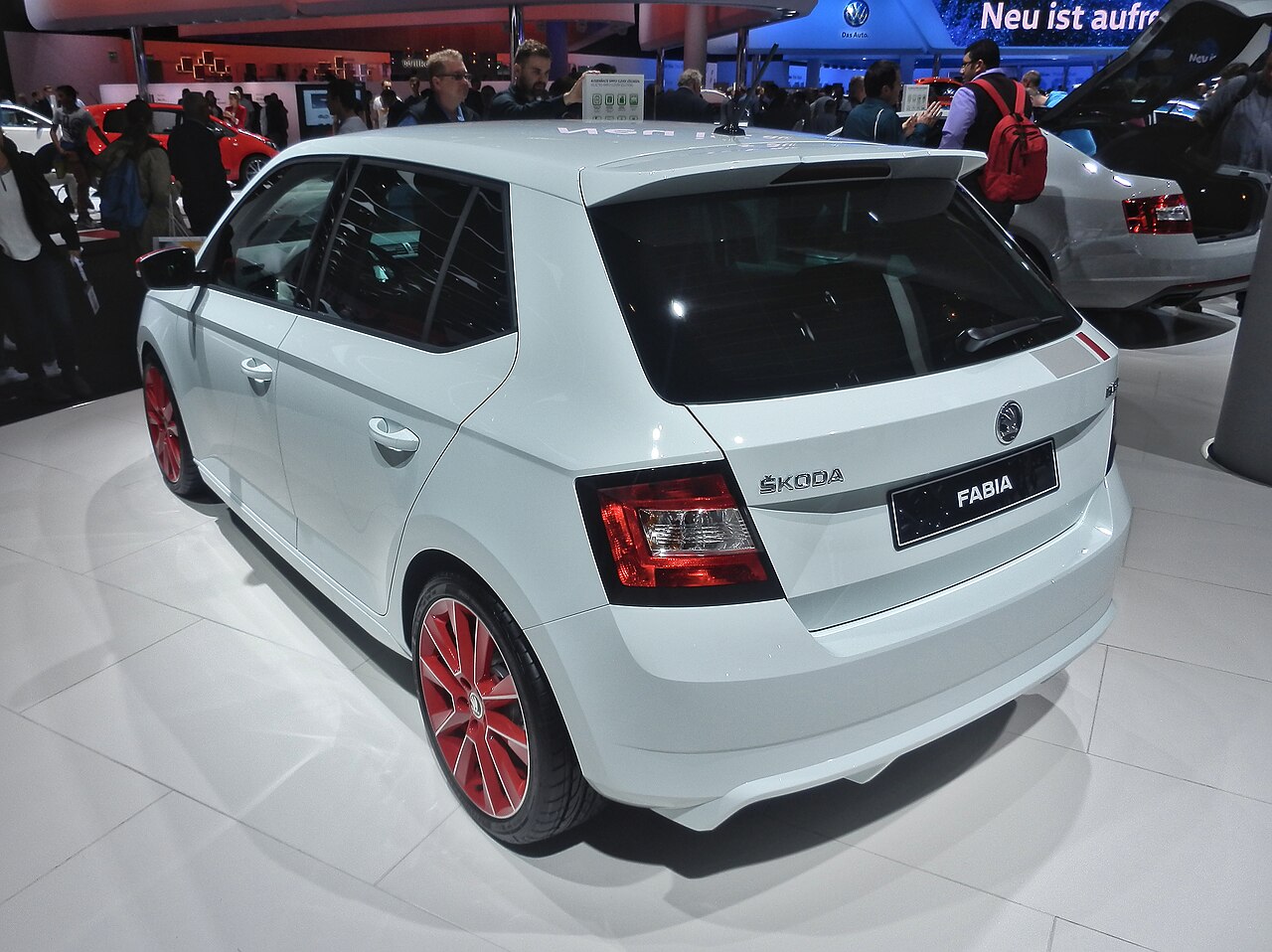 Фото SKODA FABIA 2015