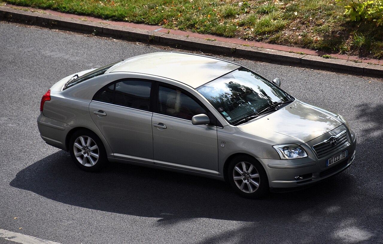 Фото TOYOTA AVENSIS 2006