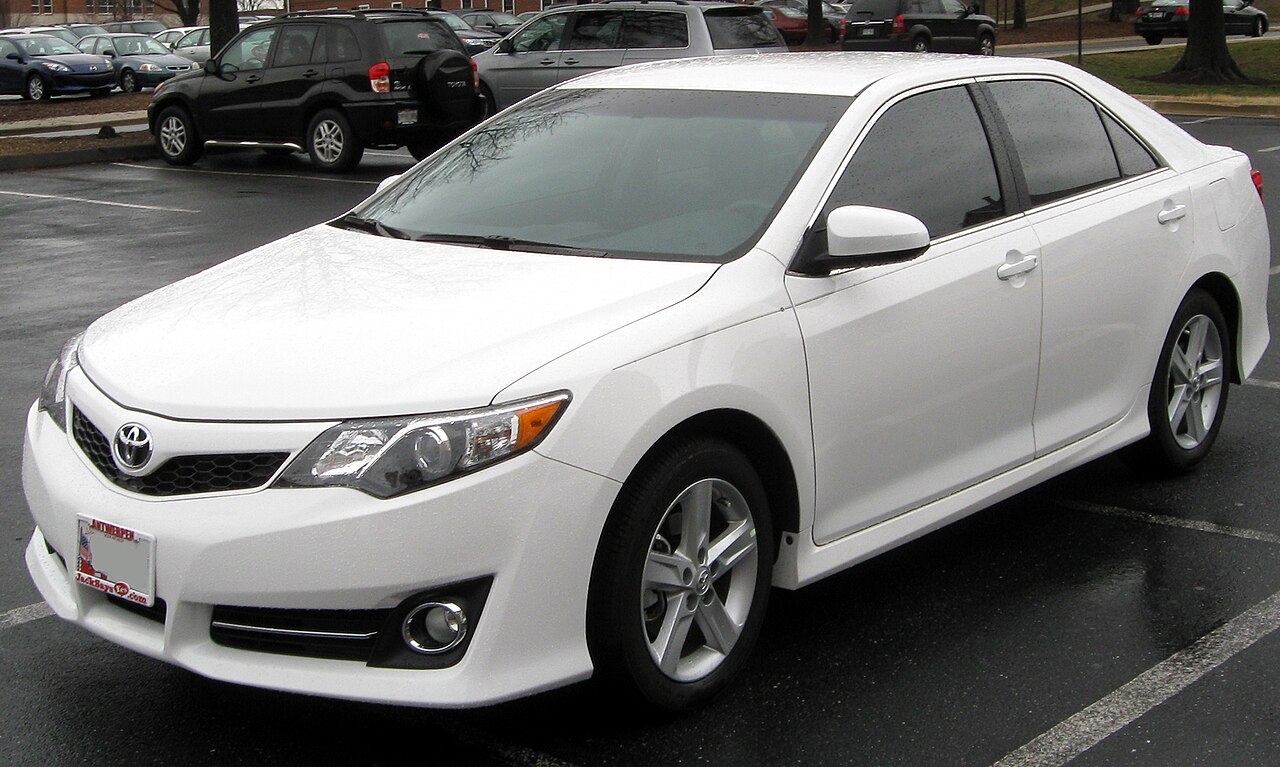 Фото TOYOTA CAMRY 2012