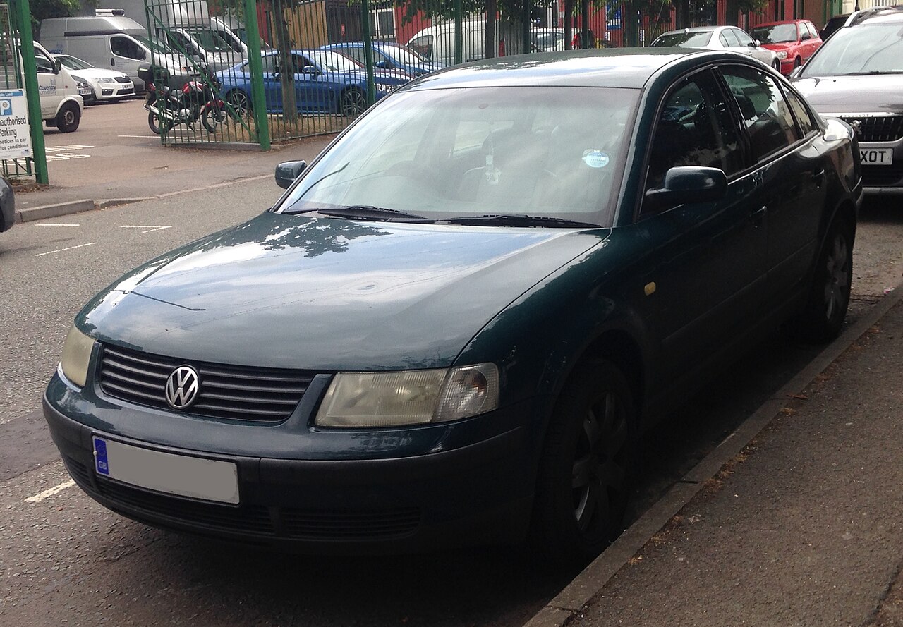 Фото VOLKSWAGEN PASSAT 1999