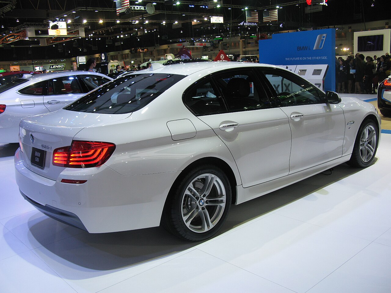 Фото BMW 528I 2014