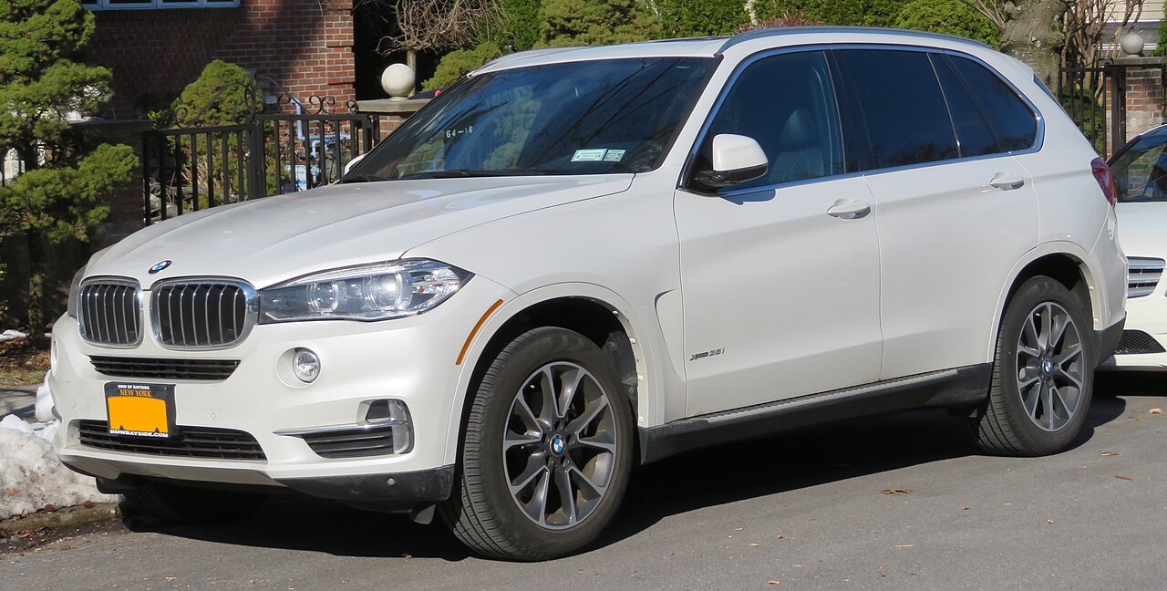 Фото BMW X5 2016
