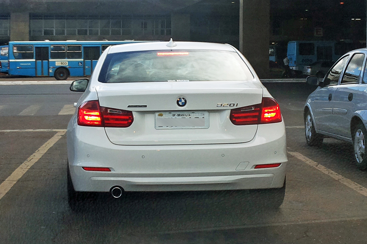 Фото BMW 320I 2014
