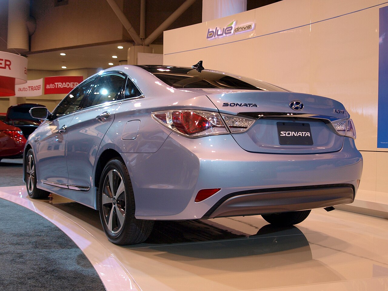 Фото HYUNDAI SONATA 2011