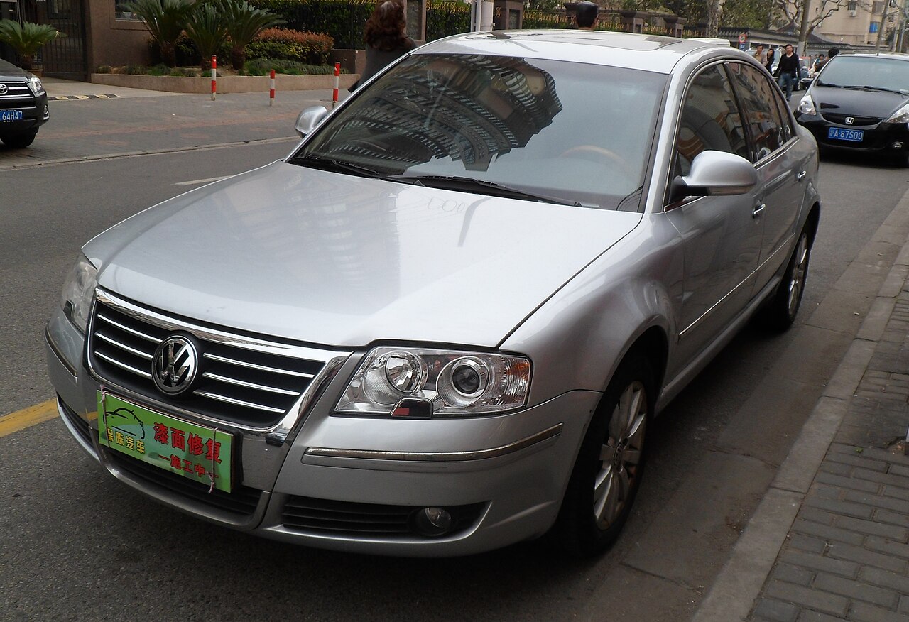 Фото VOLKSWAGEN PASSAT 2012