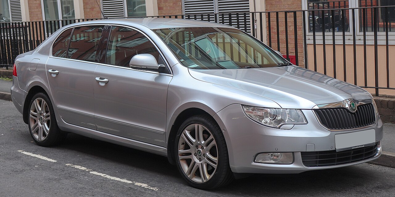Фото SKODA SUPERB 2009