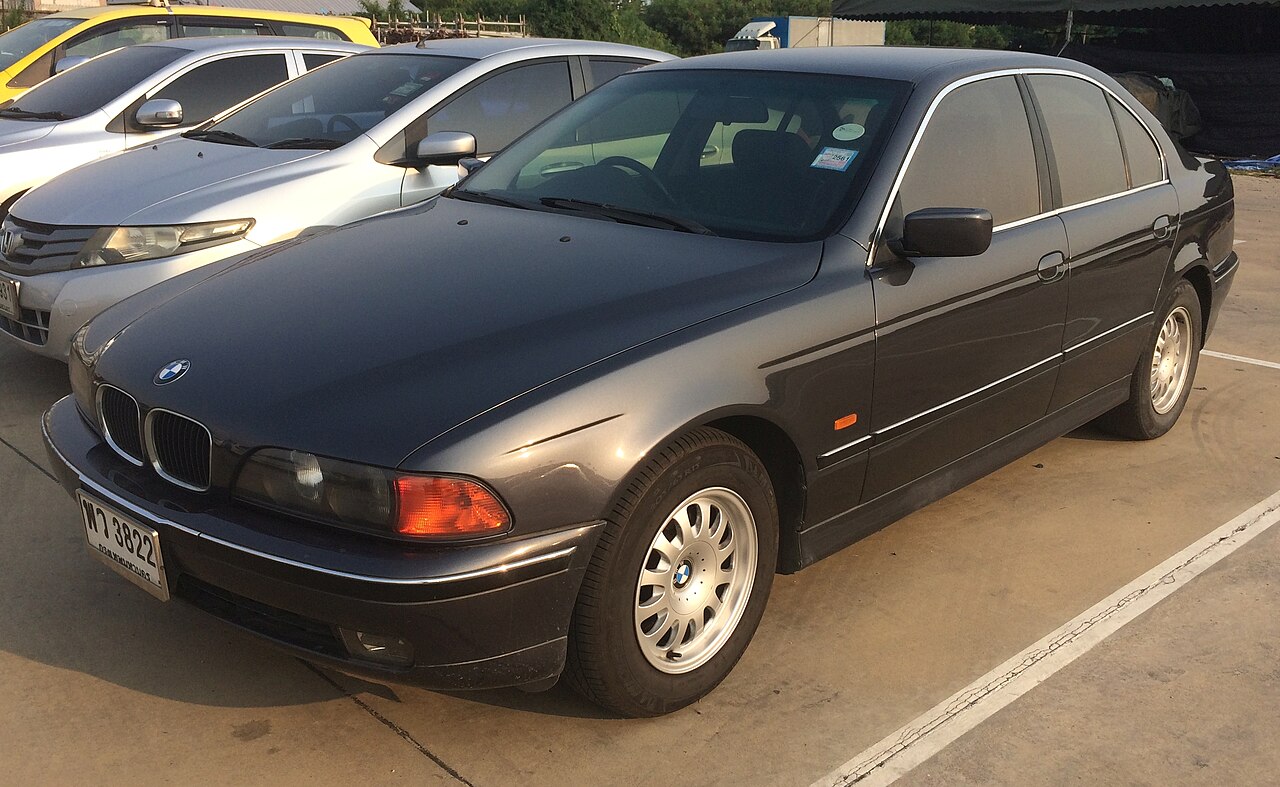Фото BMW 528I 1997