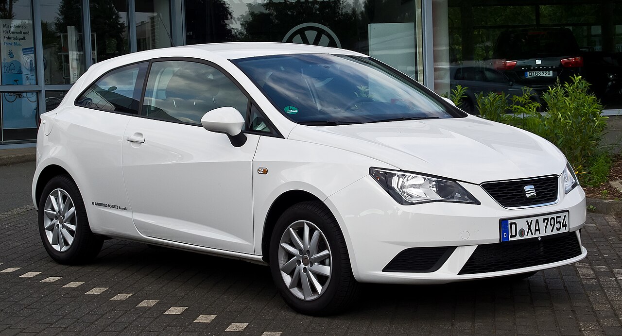 Фото SEAT IBIZA 2013