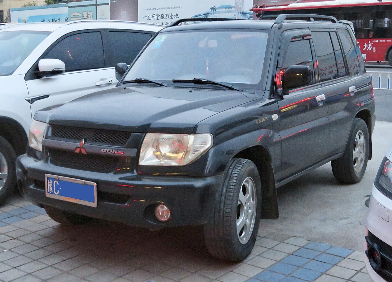 Фото MITSUBISHI PAJERO 2008